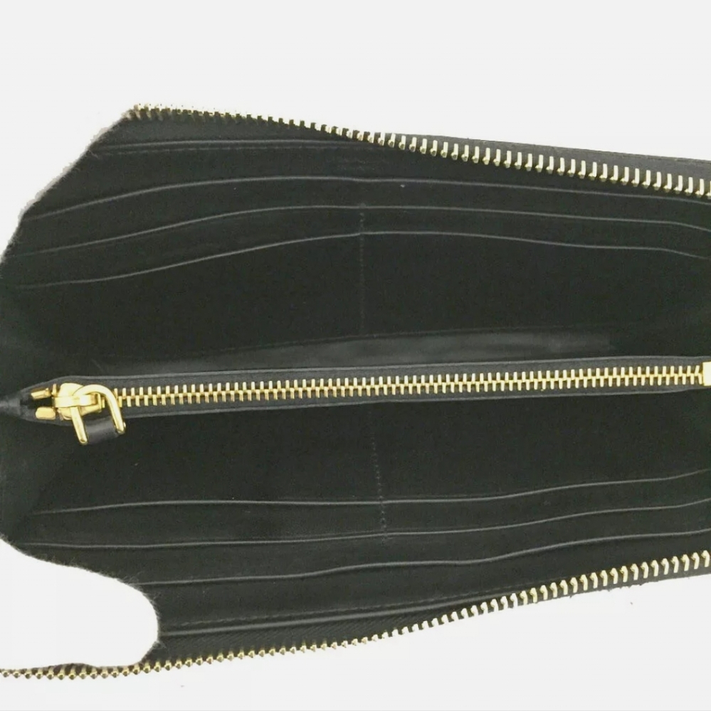 Prada Black Quilted Zip Wallet with Gold Logo - Picture 4 of 9